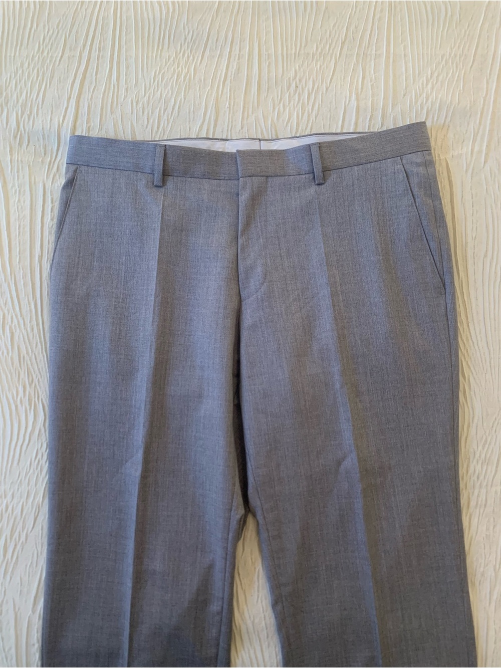 Hugo Boss Gray Wool Flat Front Slim Fit Pants, size 34R